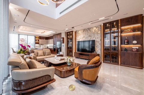 Thi công nội thất biệt thự gỗ óc chó tại Penthouse Golden Palace 